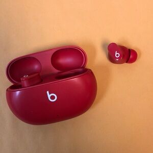 Beats by Dr. Dre Studio Buds